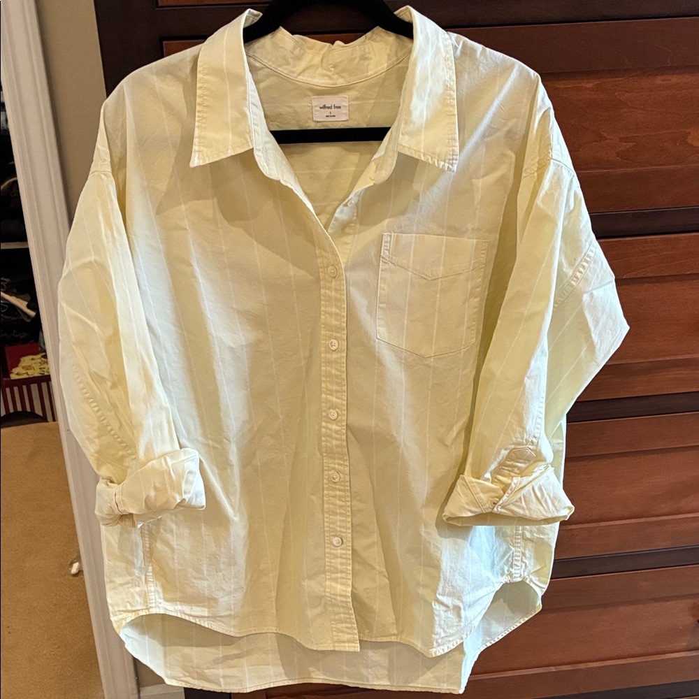 Aritzia Wilfred free Yellow Cream Striped button down shirt